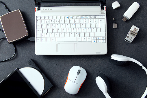 Does Headphone come with Extra Accessories?